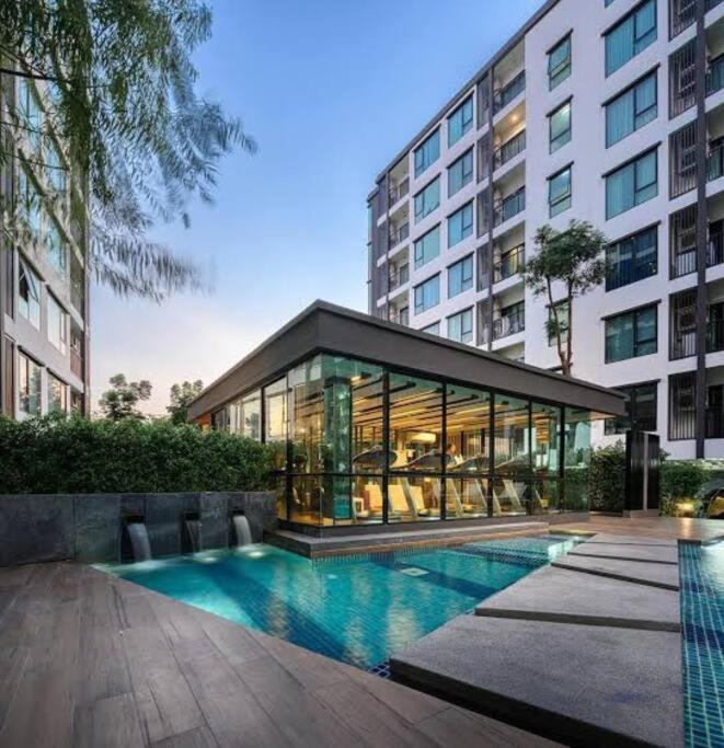 Quiet One Bedroom Near Bts Onnut Apartment *